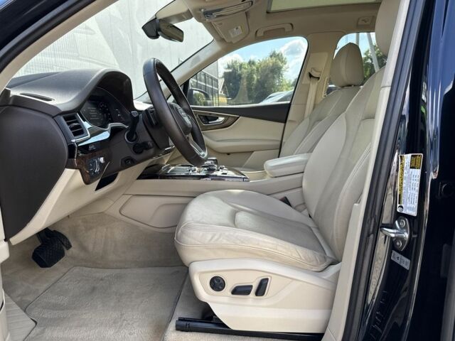 Ауді Ку 7 2017 у Львові на Automoto.ua Чорний Ауді Ку 7, об'ємом двигуна 3 л та пробігом 223 тис. км за 21000 $, фото 5 на Automoto.ua