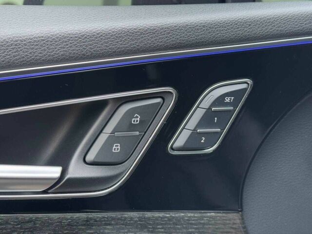 Чорний Ауді Ку 7, об'ємом двигуна 0 л та пробігом 130 тис. км за 22000 $, фото 10 на Automoto.ua