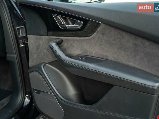 Черный Ауди Ку 7, объемом двигателя 3 л и пробегом 124 тыс. км за 34800 $, фото 46 на Automoto.ua