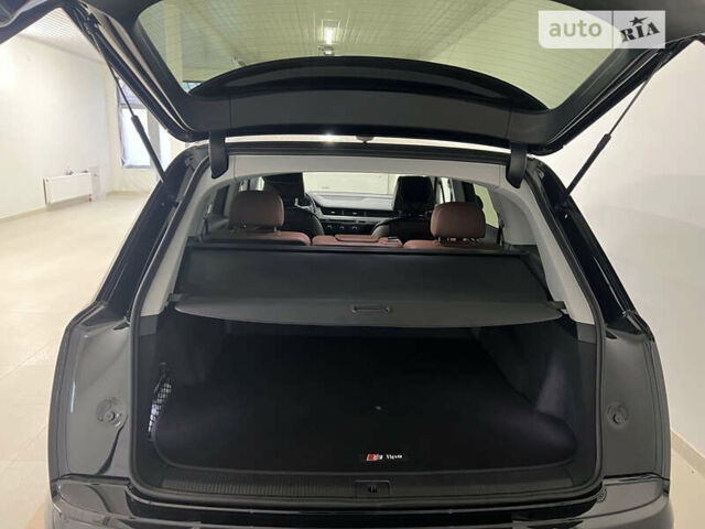 Черный Ауди Ку 7, объемом двигателя 2.97 л и пробегом 2 тыс. км за 60000 $, фото 8 на Automoto.ua