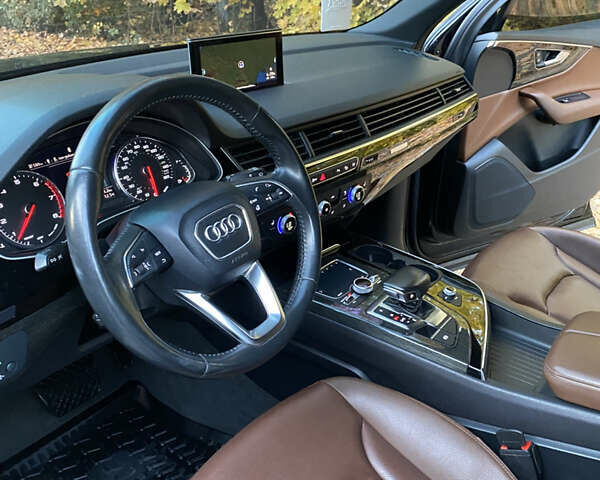 Чорний Ауді Ку 7, об'ємом двигуна 3 л та пробігом 229 тис. км за 25750 $, фото 1 на Automoto.ua