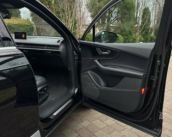 Чорний Ауді Ку 7, об'ємом двигуна 3 л та пробігом 126 тис. км за 29000 $, фото 87 на Automoto.ua