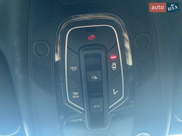 Ауди Ку 7 2017 в Ужгороде на Automoto.ua Черный Ауди Ку 7, объемом двигателя 3 л и пробегом 167 тыс. км за 24900 $, фото 26 на Automoto.ua