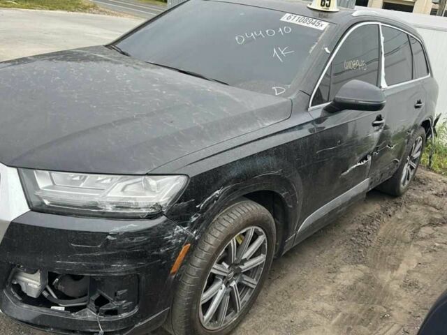 Черный Ауди Ку 7, объемом двигателя 2 л и пробегом 140 тыс. км за 19000 $, фото 1 на Automoto.ua