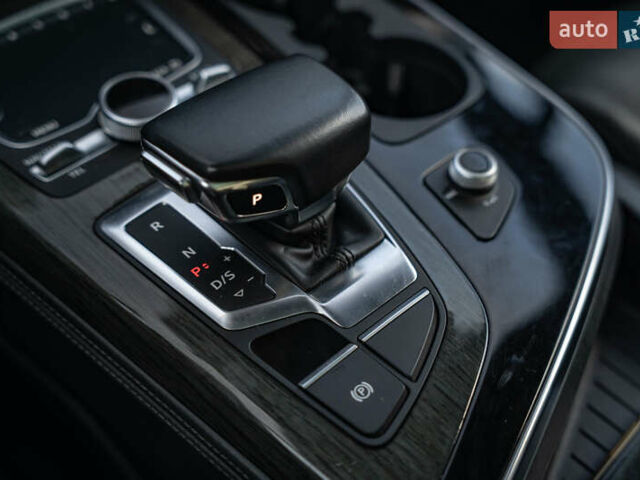 Черный Ауди Ку 7, объемом двигателя 3 л и пробегом 124 тыс. км за 34800 $, фото 37 на Automoto.ua