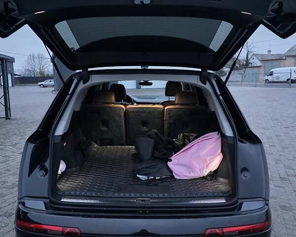 Чорний Ауді Ку 7, об'ємом двигуна 1.98 л та пробігом 63 тис. км за 33733 $, фото 8 на Automoto.ua