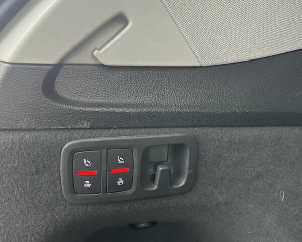 Черный Ауди Ку 7, объемом двигателя 3 л и пробегом 192 тыс. км за 24600 $, фото 12 на Automoto.ua