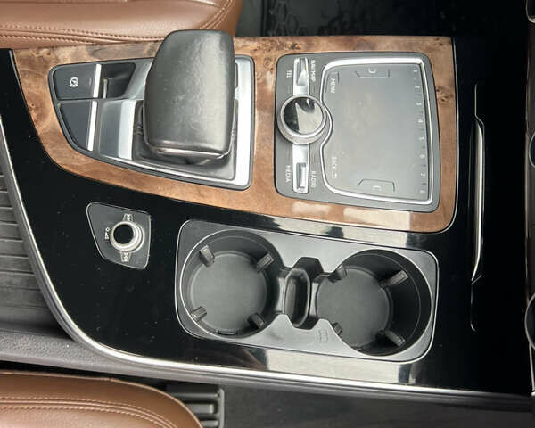 Ауді Ку 7 2017 у Луцьку на Automoto.ua Чорний Ауді Ку 7, об'ємом двигуна 2 л та пробігом 328 тис. км за 19300 $, фото 33 на Automoto.ua