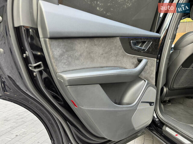 Ауди Ку 7 2017 в Киеве на Automoto.ua Черный Ауди Ку 7, объемом двигателя 3 л и пробегом 140 тыс. км за 47799 $, фото 56 на Automoto.ua