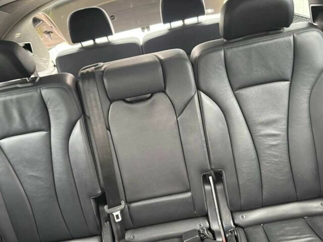 Черный Ауди Ку 7, объемом двигателя 2 л и пробегом 140 тыс. км за 19000 $, фото 8 на Automoto.ua