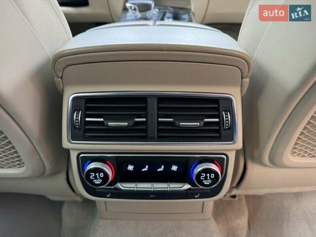 Ауди Ку 7 2017 в Киеве на Automoto.ua Черный Ауди Ку 7, объемом двигателя 2.97 л и пробегом 134 тыс. км за 47500 $, фото 61 на Automoto.ua