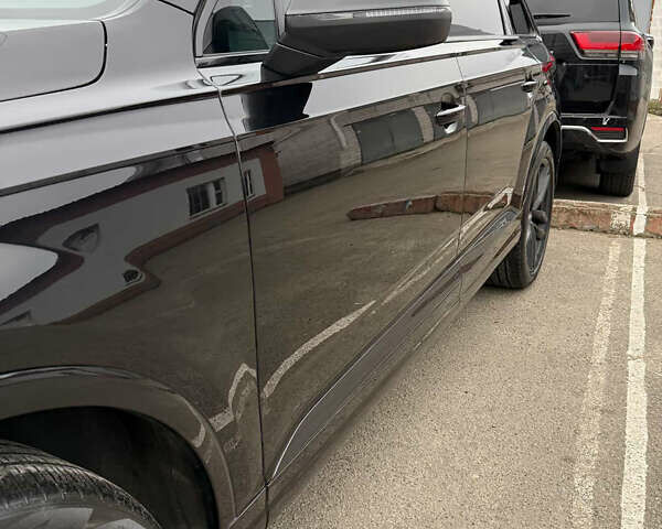 Черный Ауди Ку 7, объемом двигателя 3 л и пробегом 143 тыс. км за 29000 $, фото 26 на Automoto.ua