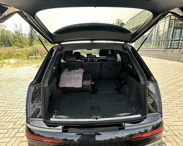 Черный Ауди Ку 7, объемом двигателя 3 л и пробегом 197 тыс. км за 30000 $, фото 8 на Automoto.ua