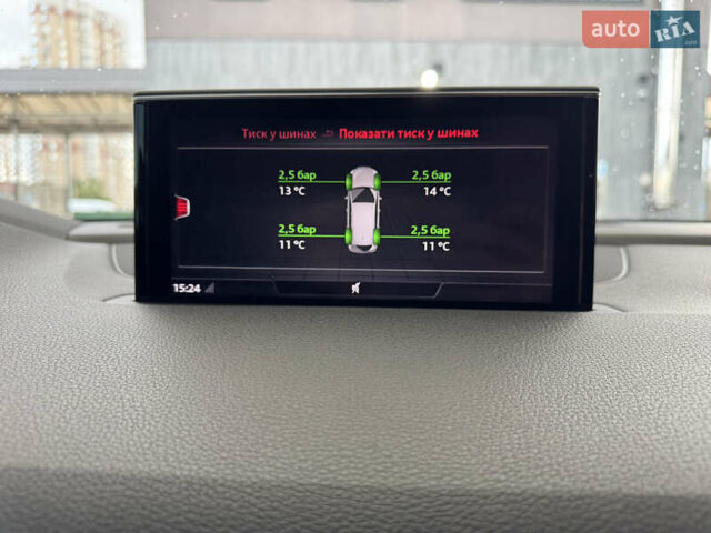 Ауди Ку 7 2017 в Киеве на Automoto.ua Черный Ауди Ку 7, объемом двигателя 3 л и пробегом 140 тыс. км за 47799 $, фото 102 на Automoto.ua