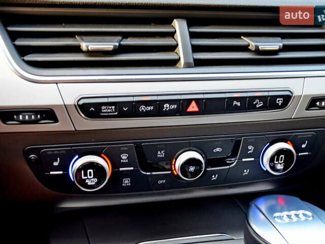 Чорний Ауді Ку 7, об'ємом двигуна 2.97 л та пробігом 269 тис. км за 29499 $, фото 21 на Automoto.ua