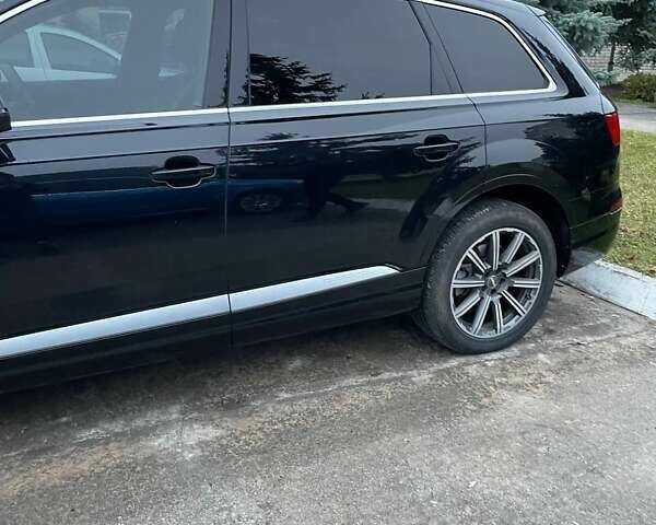 Черный Ауди Ку 7, объемом двигателя 3 л и пробегом 240 тыс. км за 21000 $, фото 3 на Automoto.ua