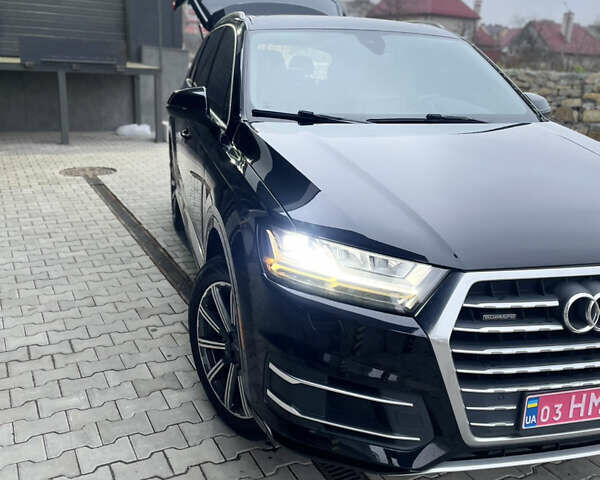 Черный Ауди Ку 7, объемом двигателя 2 л и пробегом 299 тыс. км за 21999 $, фото 3 на Automoto.ua