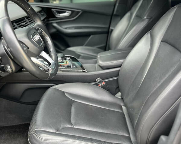 Черный Ауди Ку 7, объемом двигателя 3 л и пробегом 185 тыс. км за 23850 $, фото 52 на Automoto.ua