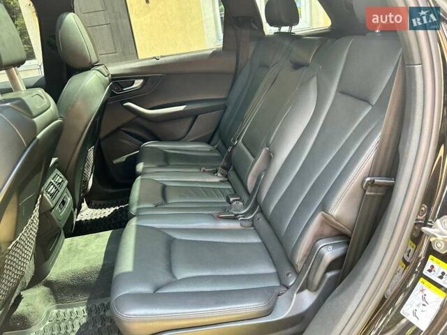 Черный Ауди Ку 7, объемом двигателя 3 л и пробегом 202 тыс. км за 35000 $, фото 38 на Automoto.ua