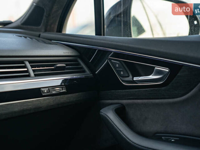 Черный Ауди Ку 7, объемом двигателя 3 л и пробегом 124 тыс. км за 34800 $, фото 38 на Automoto.ua