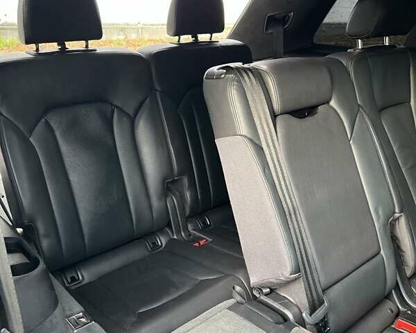 Черный Ауди Ку 7, объемом двигателя 1.98 л и пробегом 137 тыс. км за 28300 $, фото 6 на Automoto.ua