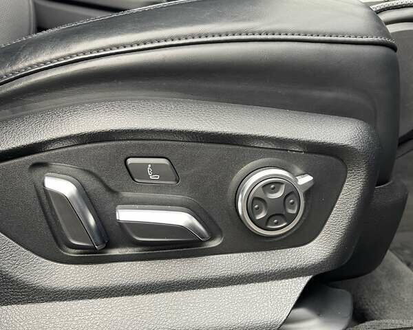 Ауди Ку 7 2017 в Киеве на Automoto.ua Черный Ауди Ку 7, объемом двигателя 2.97 л и пробегом 195 тыс. км за 42900 $, фото 32 на Automoto.ua