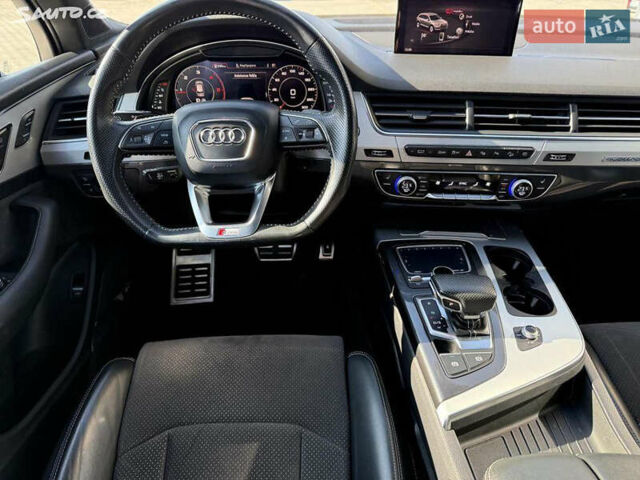 Черный Ауди Ку 7, объемом двигателя 2.97 л и пробегом 195 тыс. км за 42000 $, фото 10 на Automoto.ua