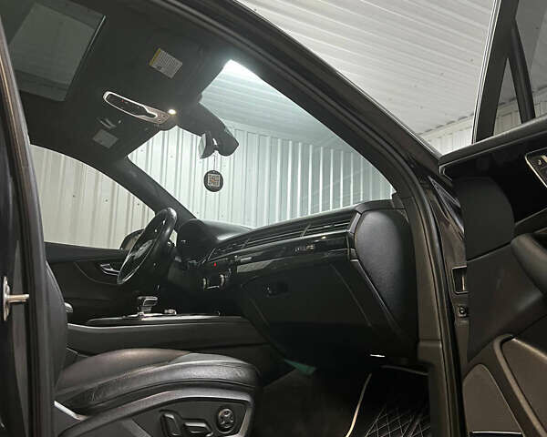 Чорний Ауді Ку 7, об'ємом двигуна 3 л та пробігом 232 тис. км за 22500 $, фото 33 на Automoto.ua