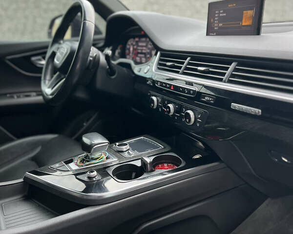 Черный Ауди Ку 7, объемом двигателя 3 л и пробегом 185 тыс. км за 23850 $, фото 39 на Automoto.ua