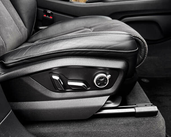 Черный Ауди Ку 7, объемом двигателя 2.97 л и пробегом 150 тыс. км за 39000 $, фото 33 на Automoto.ua