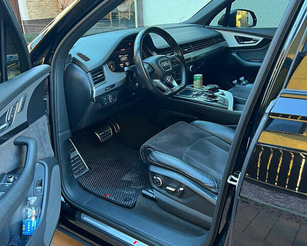 Черный Ауди Ку 7, объемом двигателя 2.97 л и пробегом 287 тыс. км за 35000 $, фото 5 на Automoto.ua