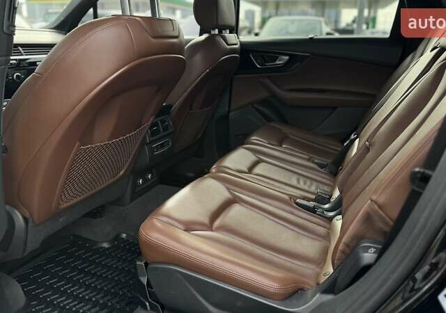 Черный Ауди Ку 7, объемом двигателя 3 л и пробегом 216 тыс. км за 26000 $, фото 18 на Automoto.ua