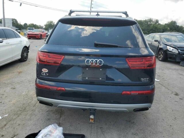 Черный Ауди Ку 7, объемом двигателя 3 л и пробегом 175 тыс. км за 17200 $, фото 5 на Automoto.ua