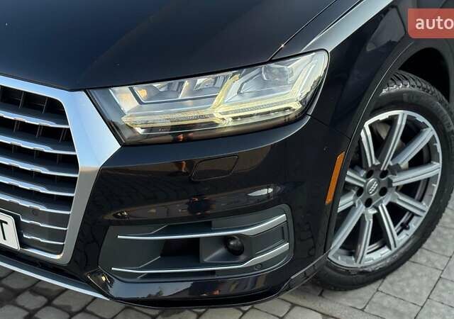 Чорний Ауді Ку 7, об'ємом двигуна 3 л та пробігом 176 тис. км за 30000 $, фото 5 на Automoto.ua