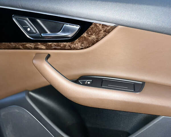 Черный Ауди Ку 7, объемом двигателя 2 л и пробегом 299 тыс. км за 21999 $, фото 31 на Automoto.ua