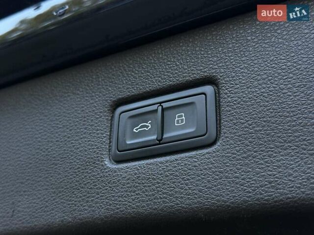 Чорний Ауді Ку 7, об'ємом двигуна 1.98 л та пробігом 147 тис. км за 27990 $, фото 21 на Automoto.ua