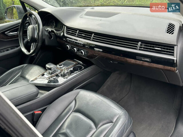 Чорний Ауді Ку 7, об'ємом двигуна 3 л та пробігом 210 тис. км за 22500 $, фото 25 на Automoto.ua
