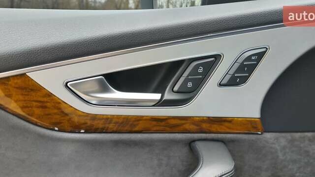 Чорний Ауді Ку 7, об'ємом двигуна 2.97 л та пробігом 179 тис. км за 42500 $, фото 30 на Automoto.ua