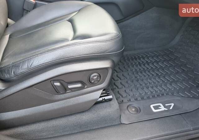 Чорний Ауді Ку 7, об'ємом двигуна 2.97 л та пробігом 187 тис. км за 37500 $, фото 55 на Automoto.ua