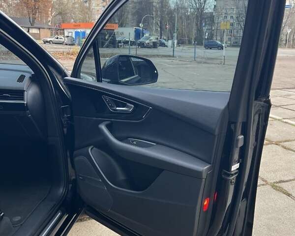 Черный Ауди Ку 7, объемом двигателя 1.98 л и пробегом 137 тыс. км за 28300 $, фото 10 на Automoto.ua