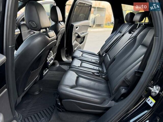 Черный Ауди Ку 7, объемом двигателя 3 л и пробегом 214 тыс. км за 26500 $, фото 26 на Automoto.ua