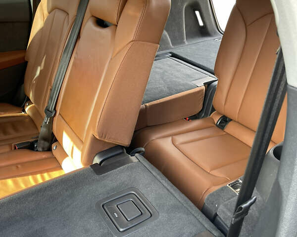 Ауди Ку 7 2017 в Ивано-Франковске на Automoto.ua Черный Ауди Ку 7, объемом двигателя 2.99 л и пробегом 140 тыс. км за 45500 $, фото 11 на Automoto.ua