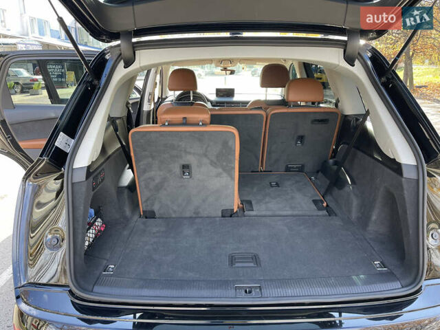 Ауди Ку 7 2017 в Ивано-Франковске на Automoto.ua Черный Ауди Ку 7, объемом двигателя 2.99 л и пробегом 140 тыс. км за 45500 $, фото 10 на Automoto.ua