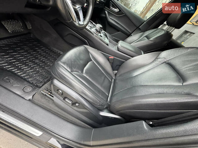 Черный Ауди Ку 7, объемом двигателя 3 л и пробегом 200 тыс. км за 29999 $, фото 44 на Automoto.ua