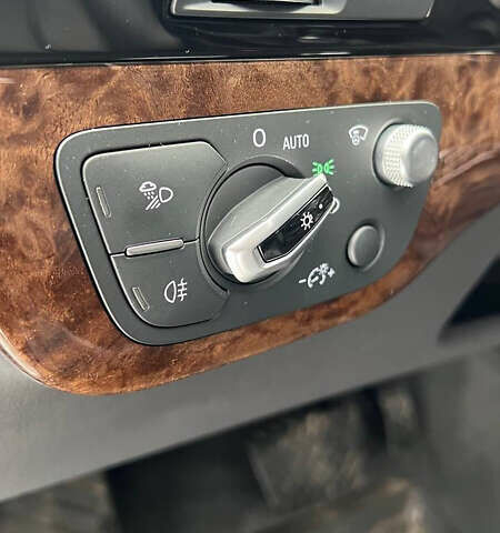 Черный Ауди Ку 7, объемом двигателя 3 л и пробегом 144 тыс. км за 31500 $, фото 13 на Automoto.ua