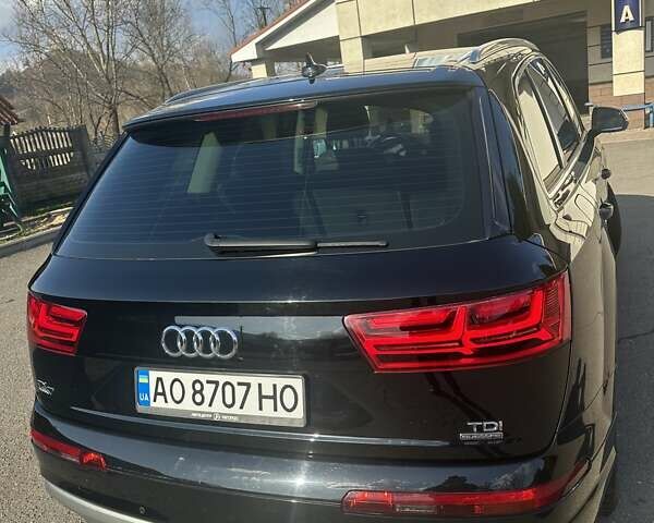 Черный Ауди Ку 7, объемом двигателя 2.97 л и пробегом 235 тыс. км за 36000 $, фото 3 на Automoto.ua