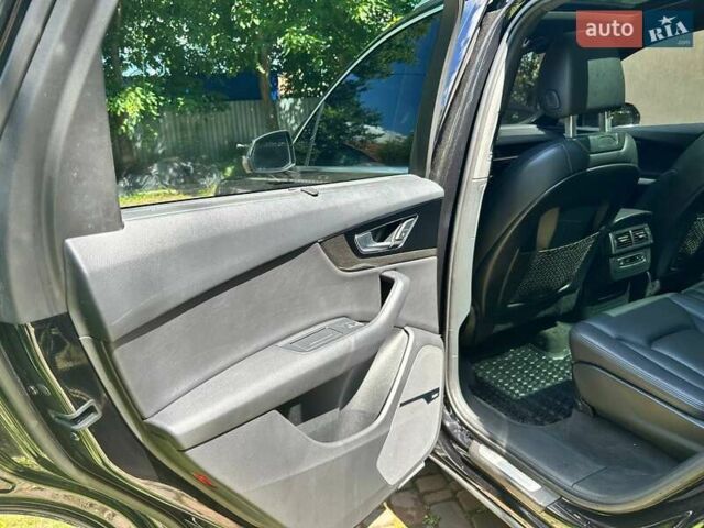 Черный Ауди Ку 7, объемом двигателя 3 л и пробегом 202 тыс. км за 35000 $, фото 37 на Automoto.ua