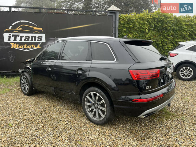 Чорний Ауді Ку 7, об'ємом двигуна 3 л та пробігом 212 тис. км за 16800 $, фото 4 на Automoto.ua