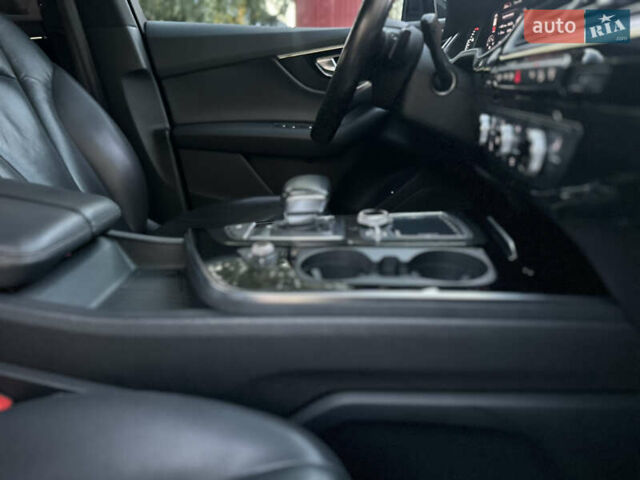 Черный Ауди Ку 7, объемом двигателя 3 л и пробегом 203 тыс. км за 24500 $, фото 100 на Automoto.ua