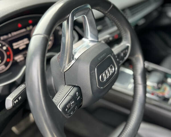 Черный Ауди Ку 7, объемом двигателя 3 л и пробегом 185 тыс. км за 23850 $, фото 43 на Automoto.ua